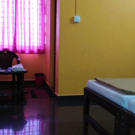 Shanthi Krishna Residency Gokarna  Exterior photo
