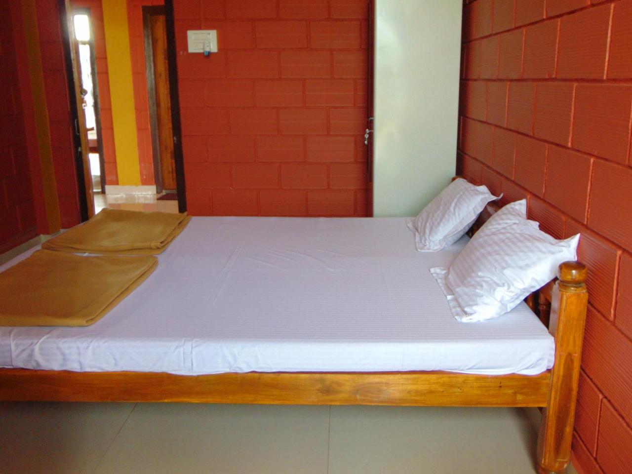 Shanthi Krishna Residency Gokarna  Exterior photo